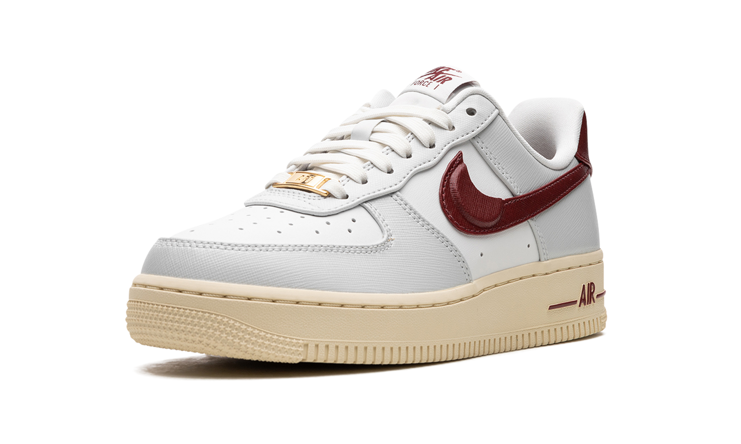 AIR FORCE 1 LO WMNS  Swoosh Pocket - Team Red