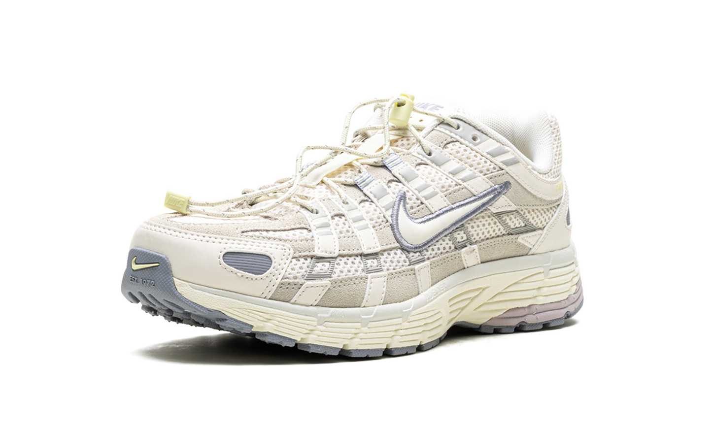 P-6000 WMNS  Light Bone