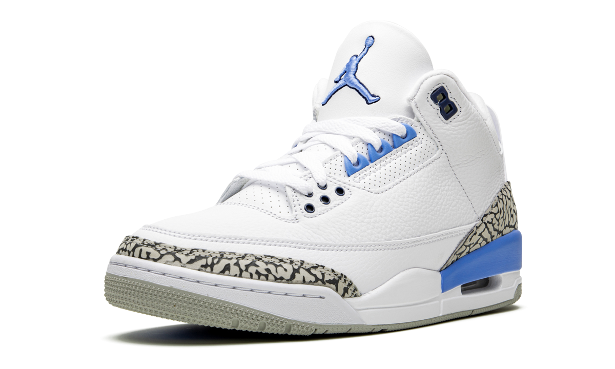 Air Jordan 3 Retro  UNC