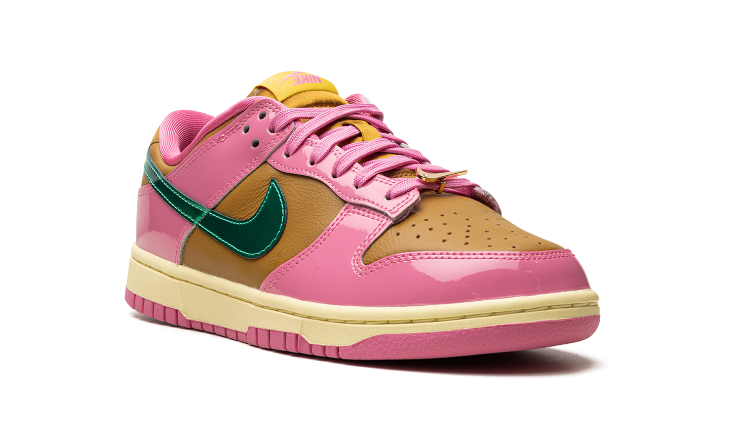 DUNK LOW WMNS  Parris Goebel