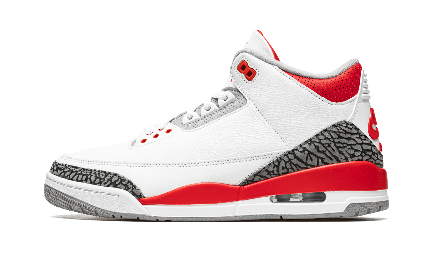 Air Jordan 3 Retro  Fire Red 2022