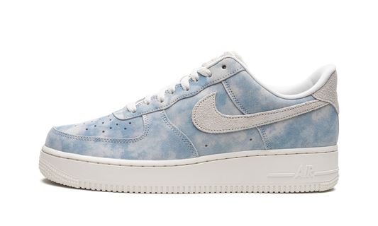 AIR FORCE 1 LO SE MNS WMNS  Clouds