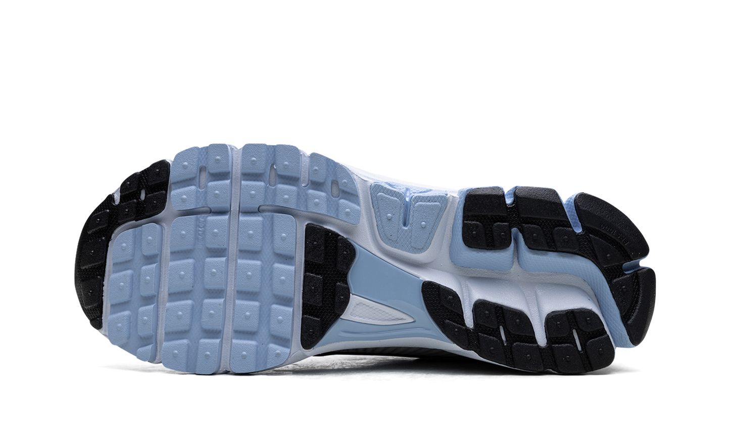 Air Zoom Vomero 5 WMNS  'Metallic Silver Blue Tint'