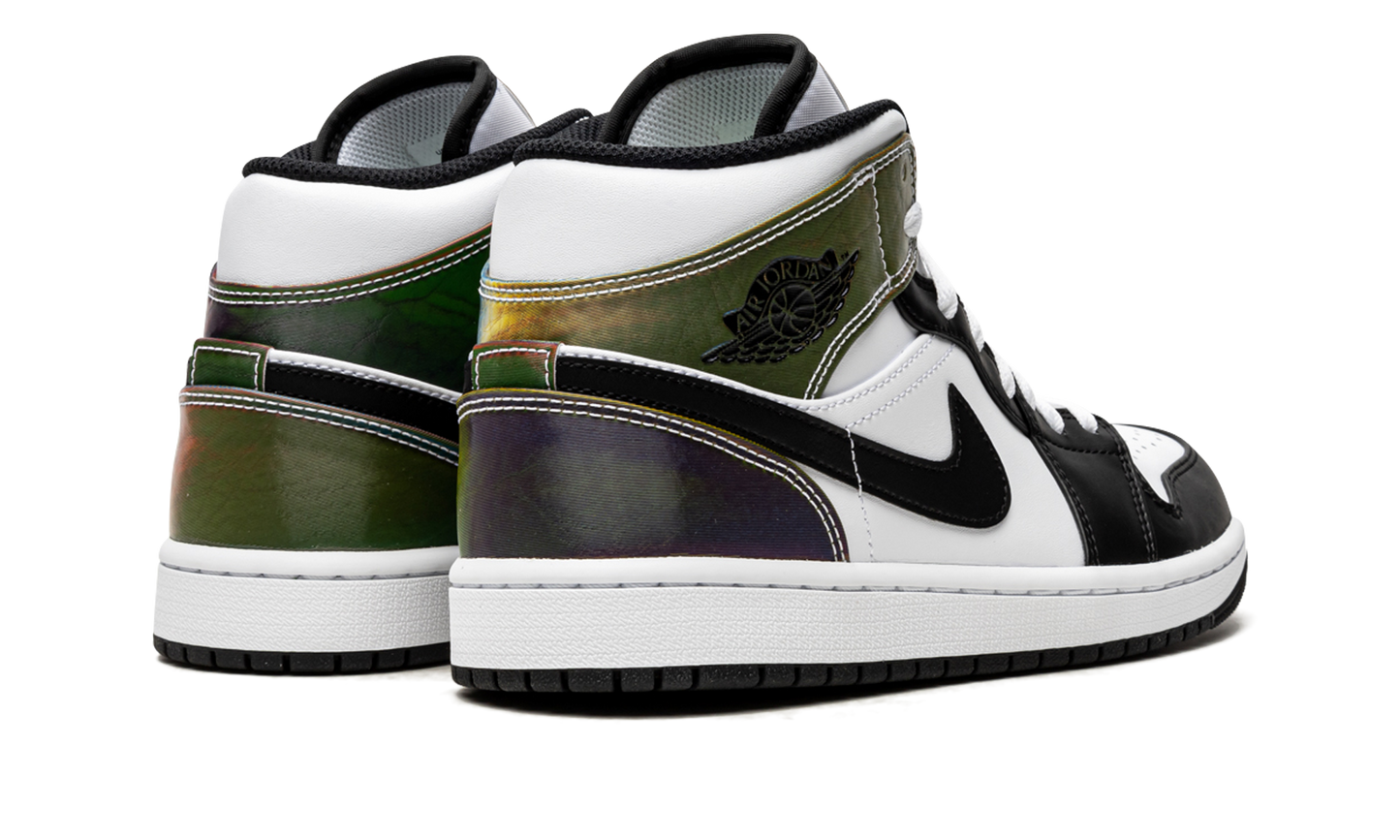 Air Jordan 1 Mid SE  Heat Reactive