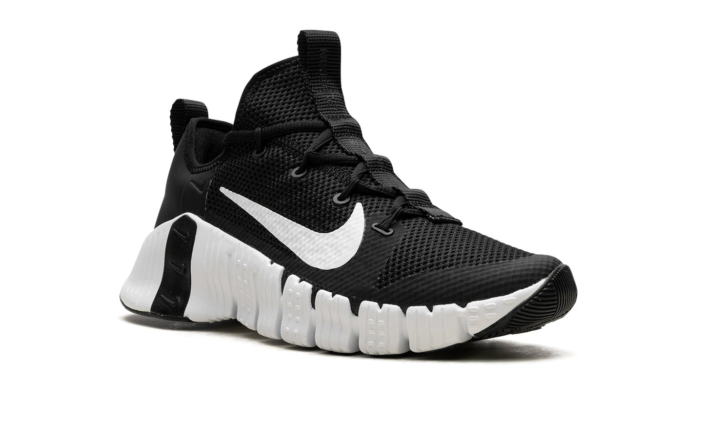 FREE METCON 3 WMNS  Black / White