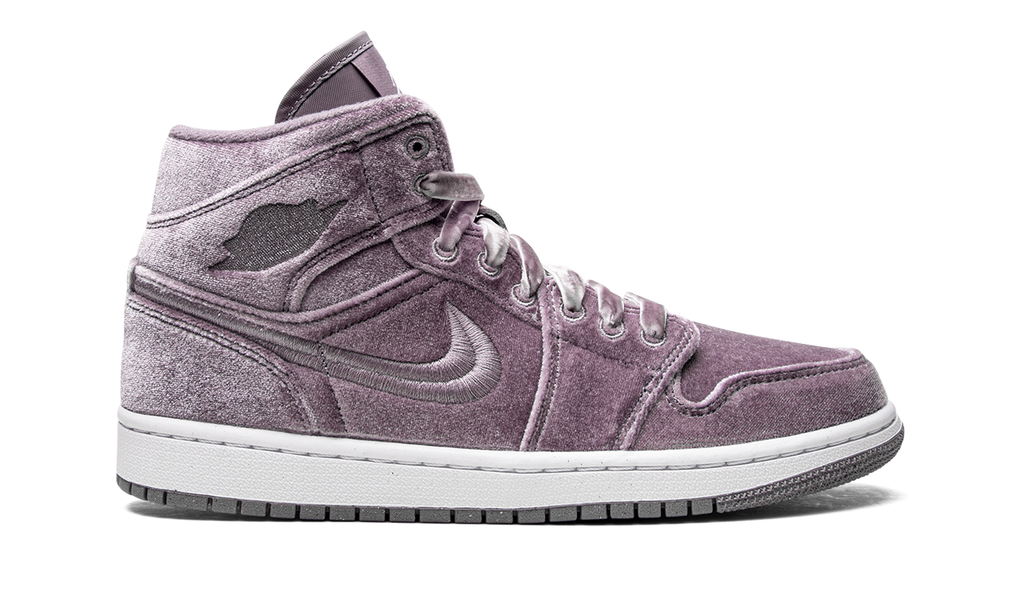 AIR JORDAN 1 MID SE WMNS  Purple Velvet