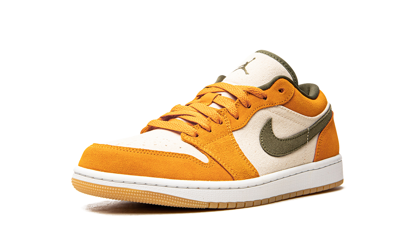 Air Jordan 1 Low SE  Light Curry