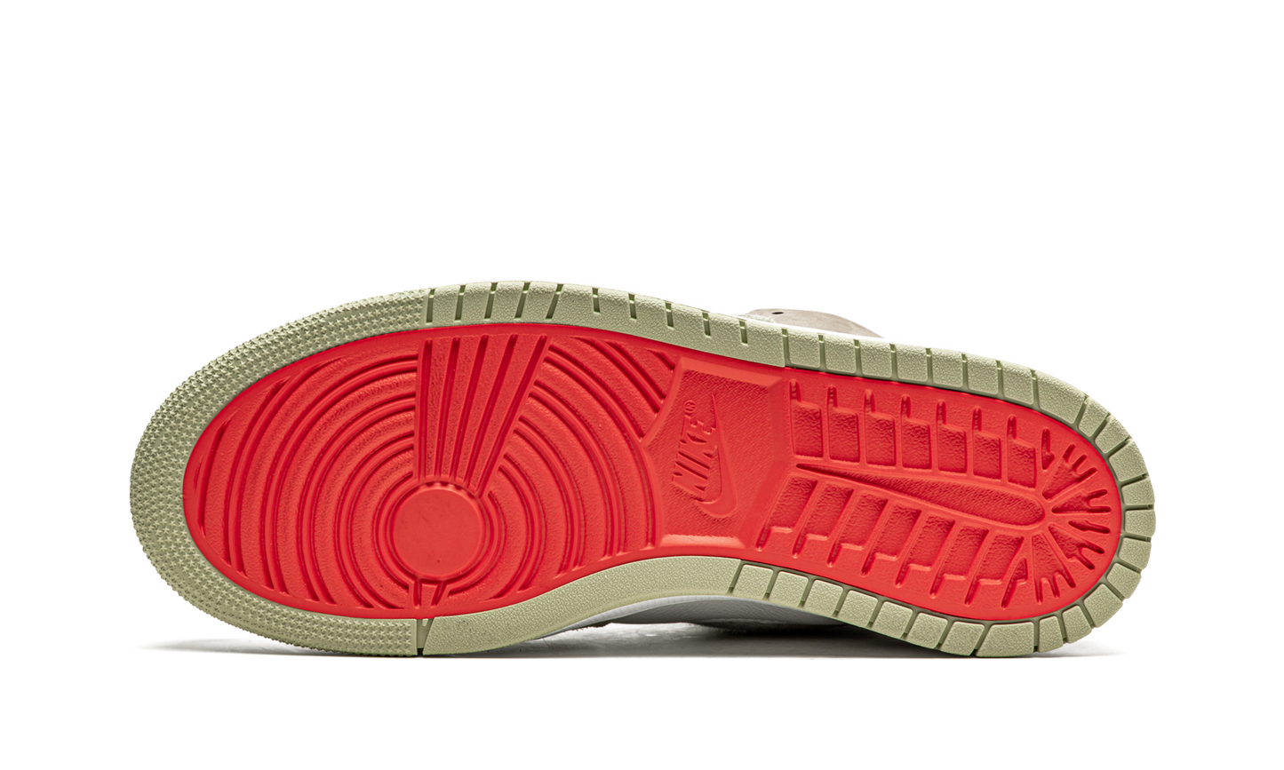AIR JORDAN 1 ZOOM CMFT WMNS  Olive Aura