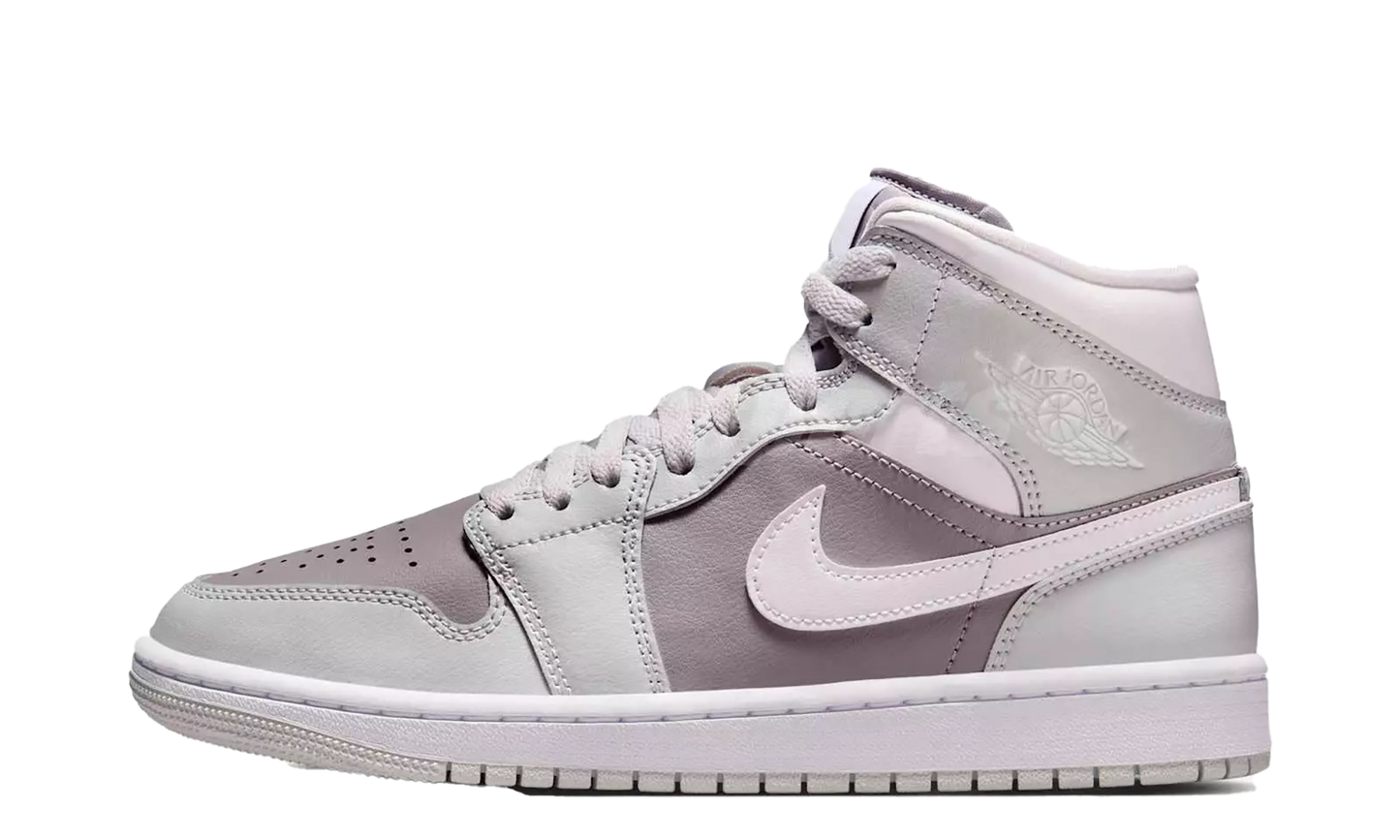 Air Jordan 1 Mid WMNS  Photon Dust Atmosphere Grey