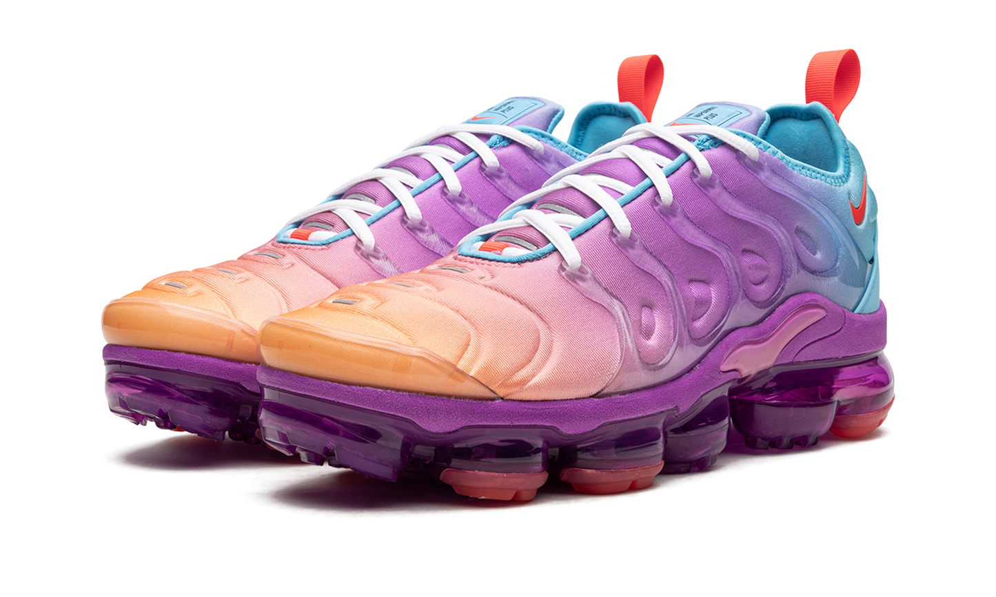 AIR VAPORMAX PLUS WMNS  Multigradient