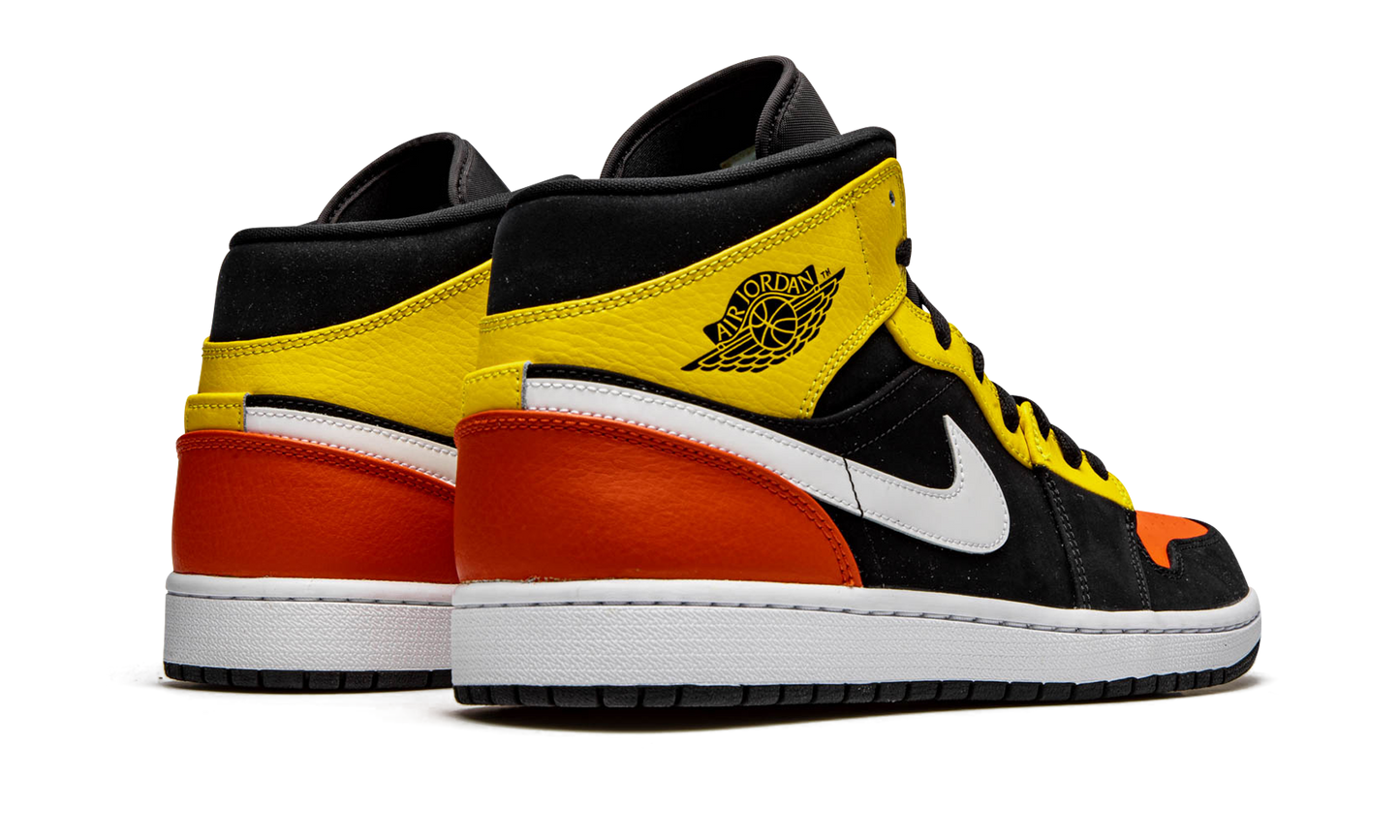 Air Jordan 1 Mid SE  Amarillo Orange