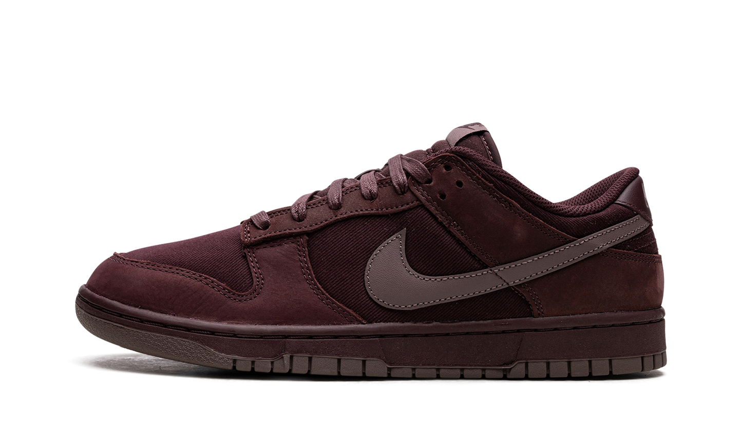 Dunk Low  Burgundy Crush