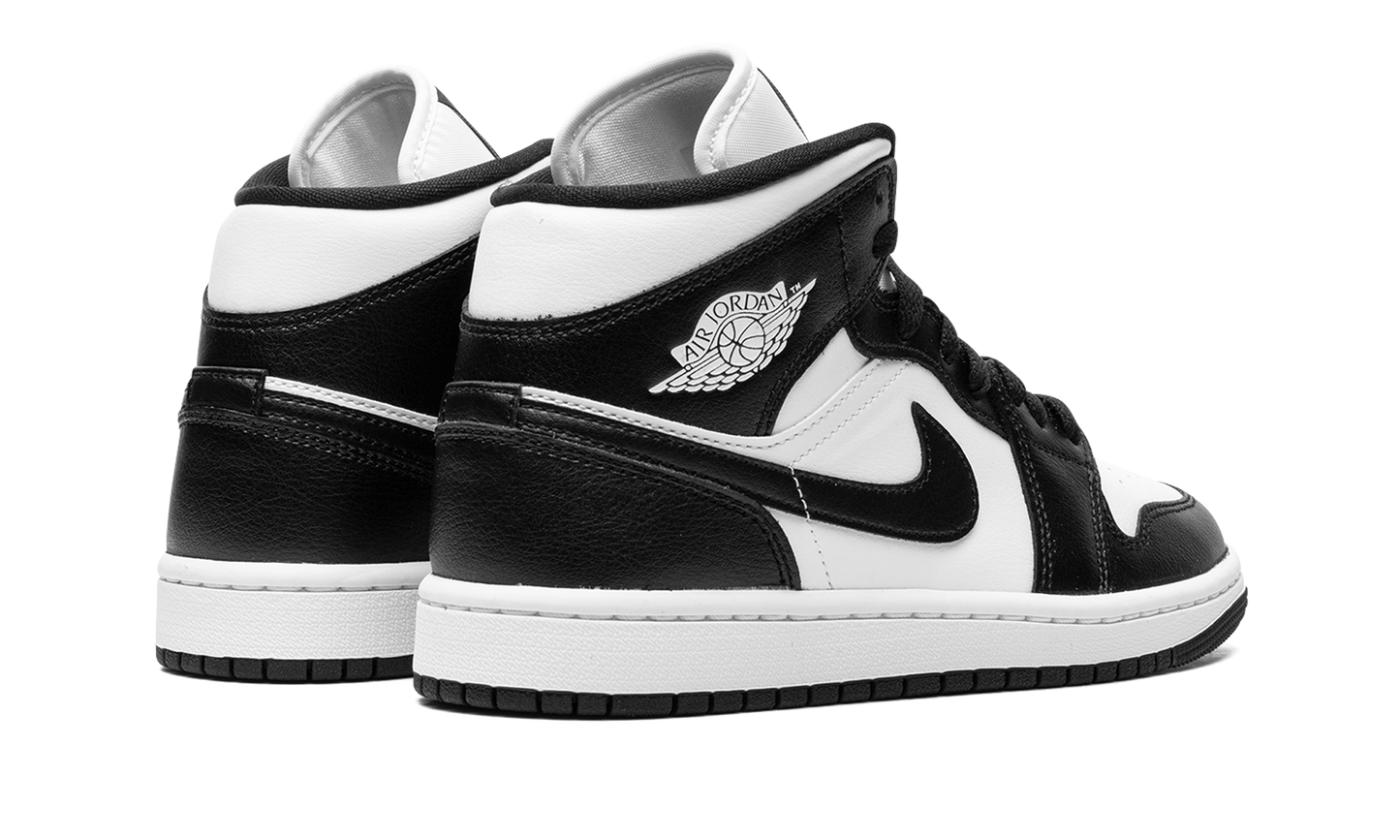 AIR JORDAN 1 MID WMNS  Panda
