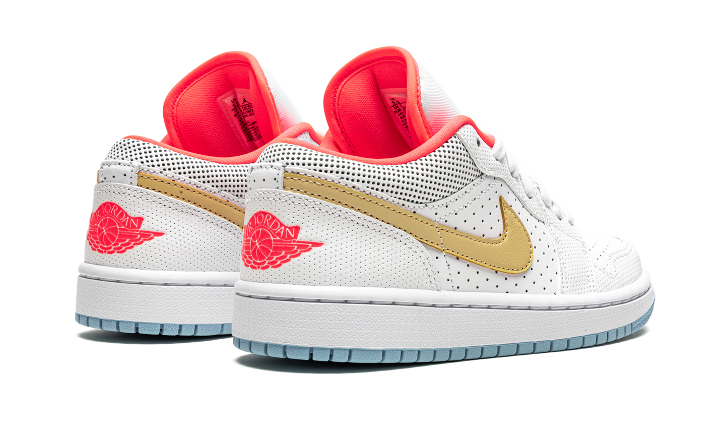AIR JORDAN 1 LO SE WMNS  White / Sesame / Flash Crimson