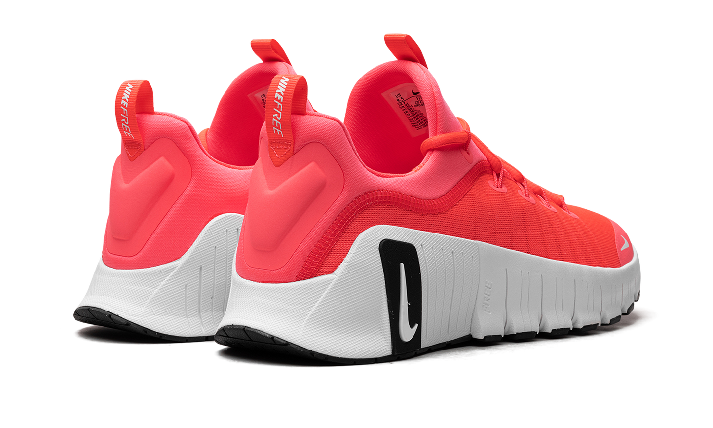 Free Metcon 6 WMNS  Hot Punch