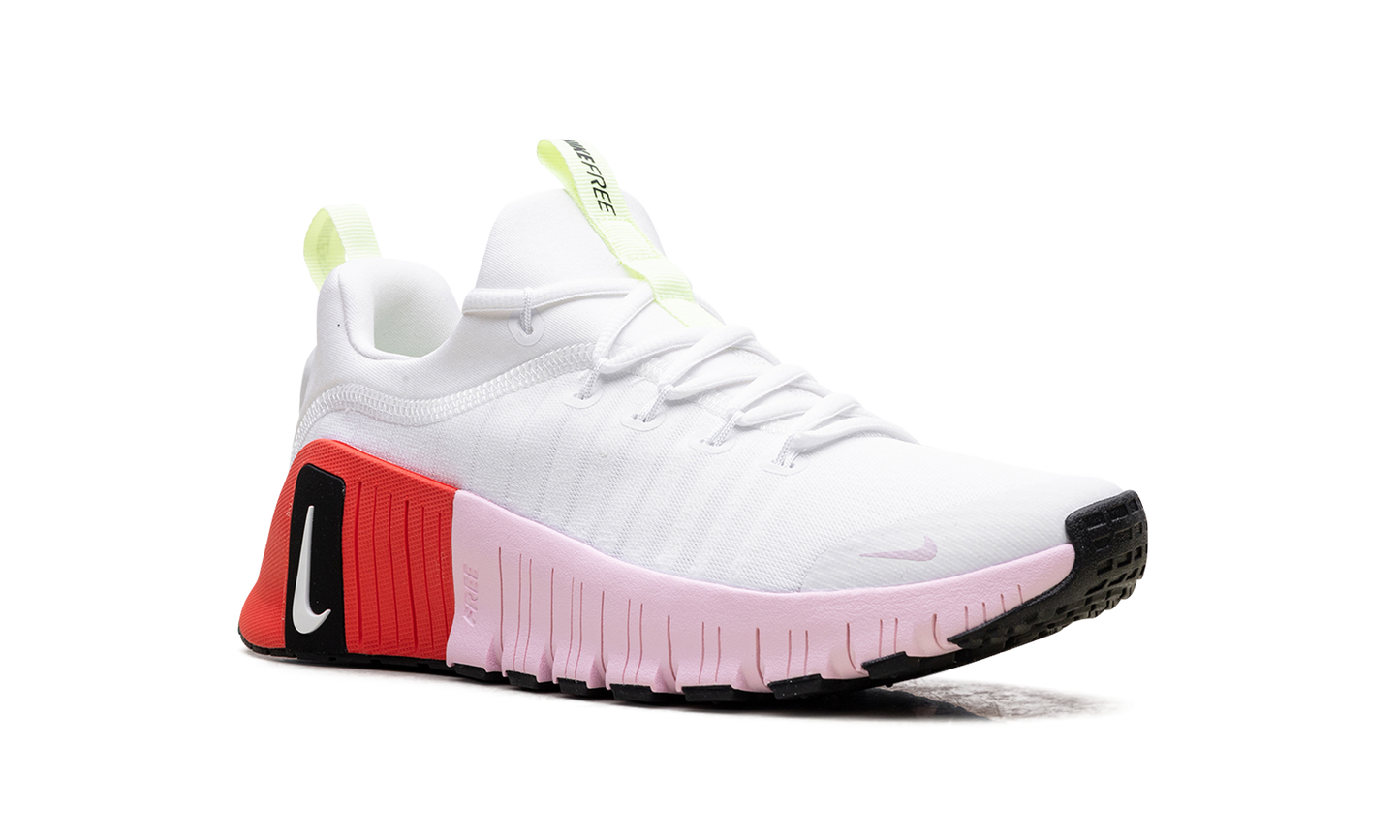 Free Metcon 6 WMNS  White Barely Volt Bright Crimson Pink Foam