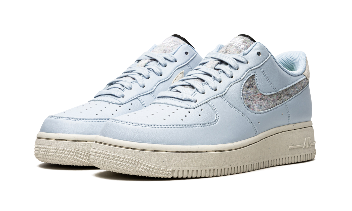 AIR FORCE 1 LO 07 SE () WMNS  Light Armory Blue