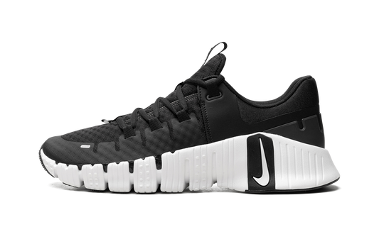 Free Metcon 5  Black / White