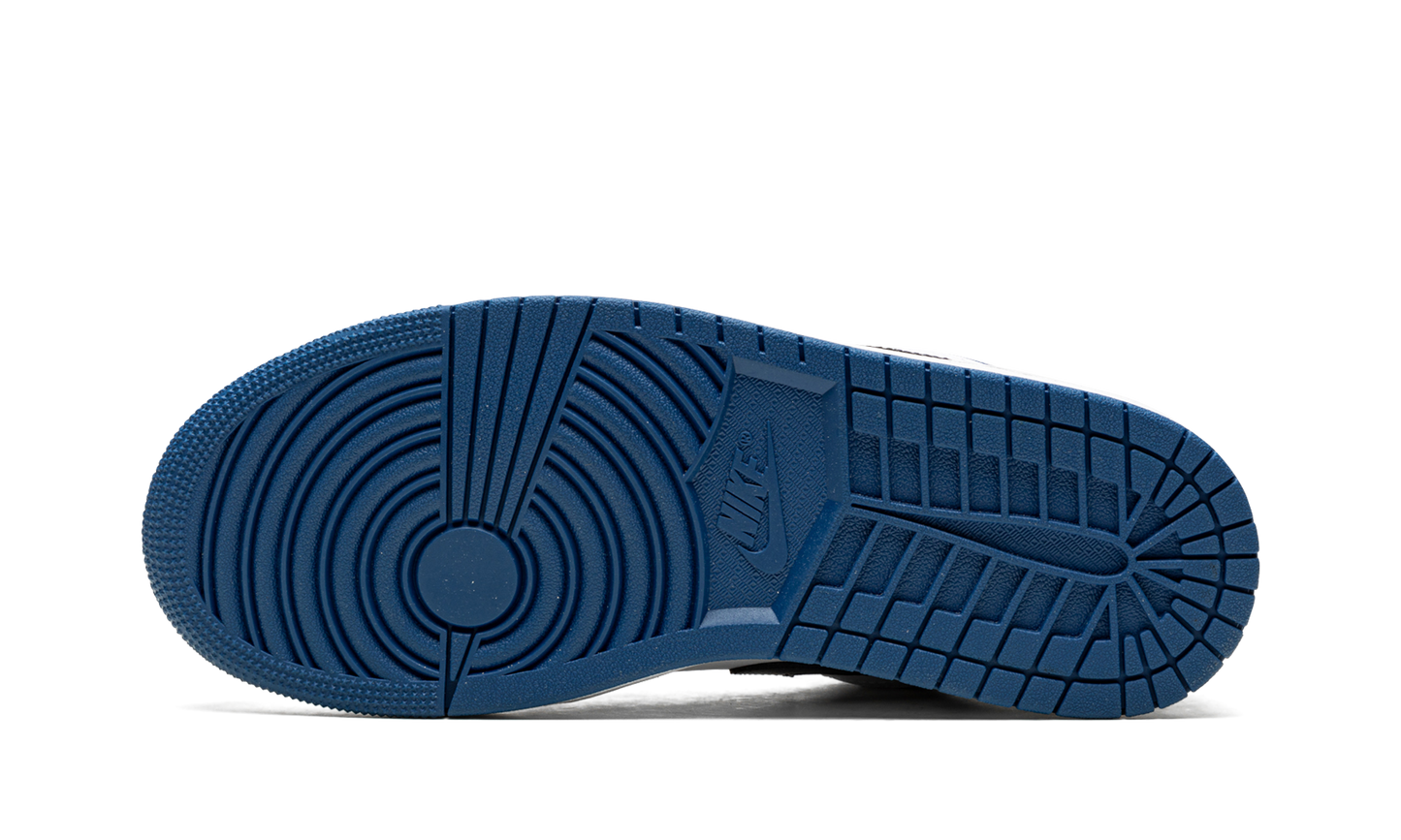 Jordan 1 Low SE  True Blue
