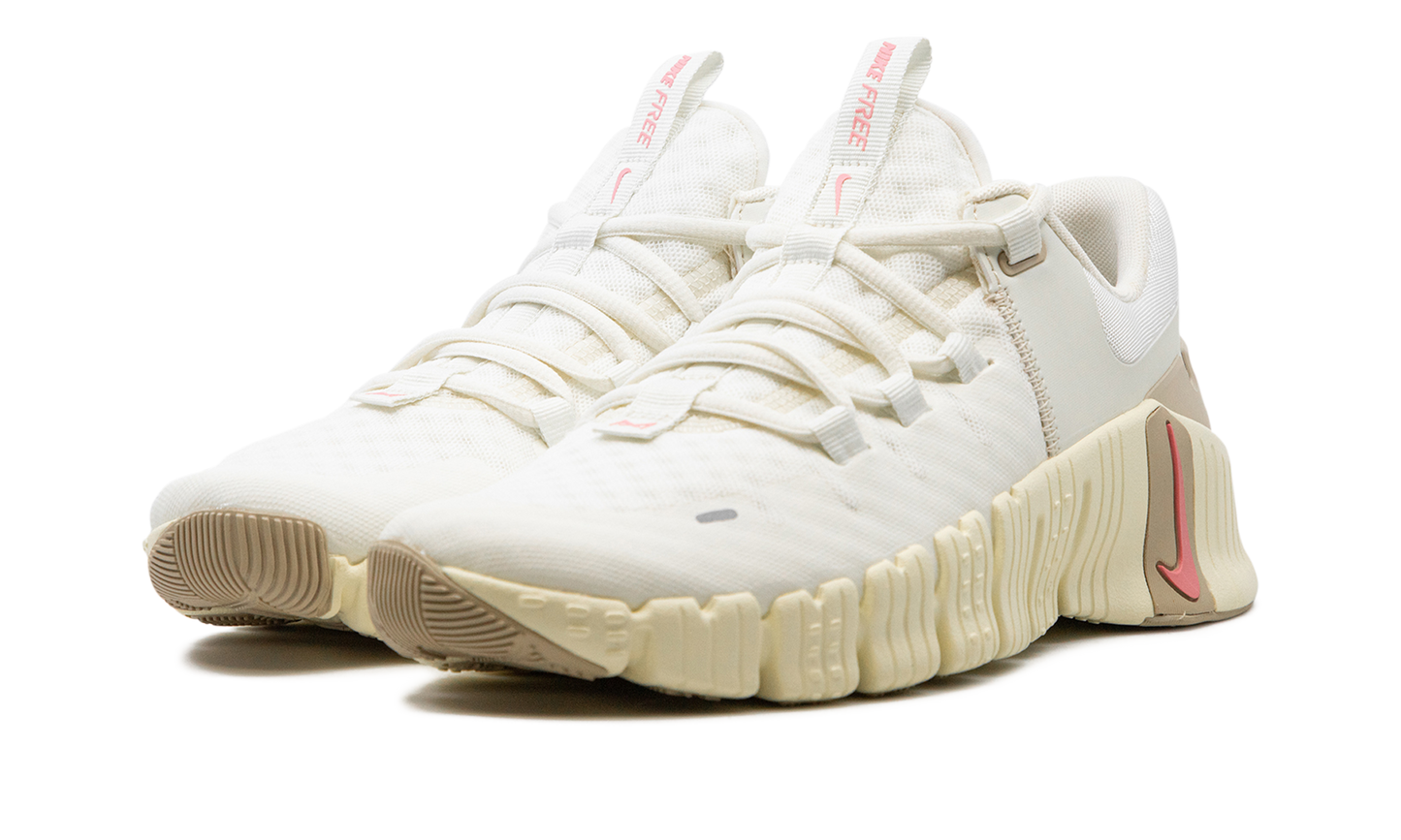 Free Metcon 5 WMNS  Sail Sanddrift