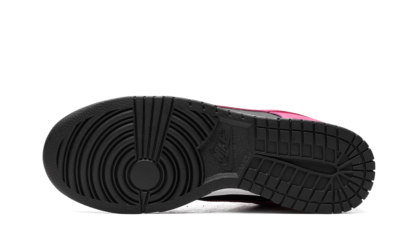 DUNK LOW WMNS  Fierce Pink/Black