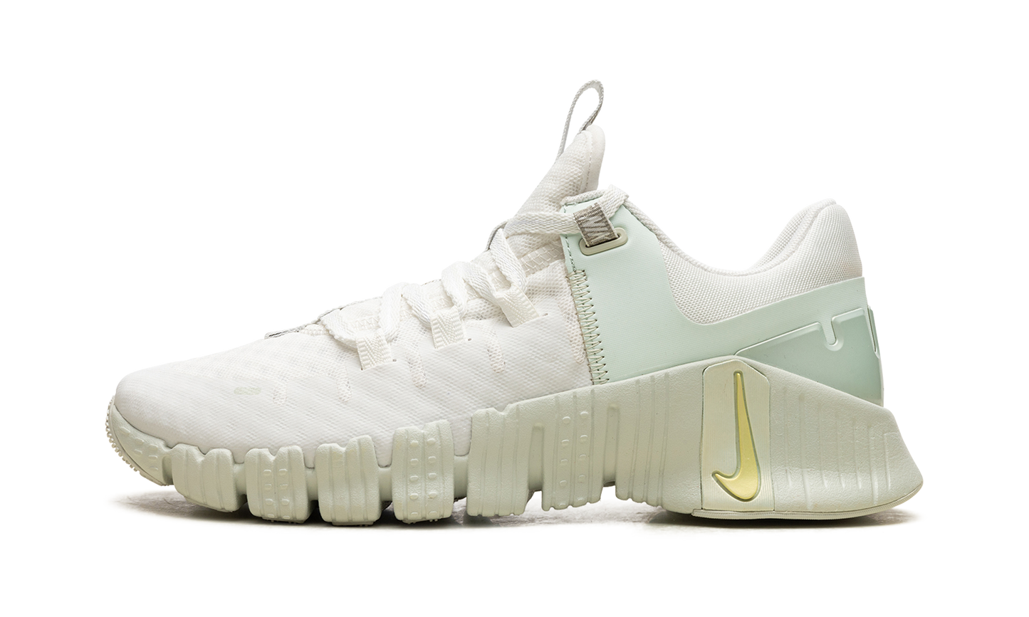 FREE METCON 5 PRM WMNS  Summit White