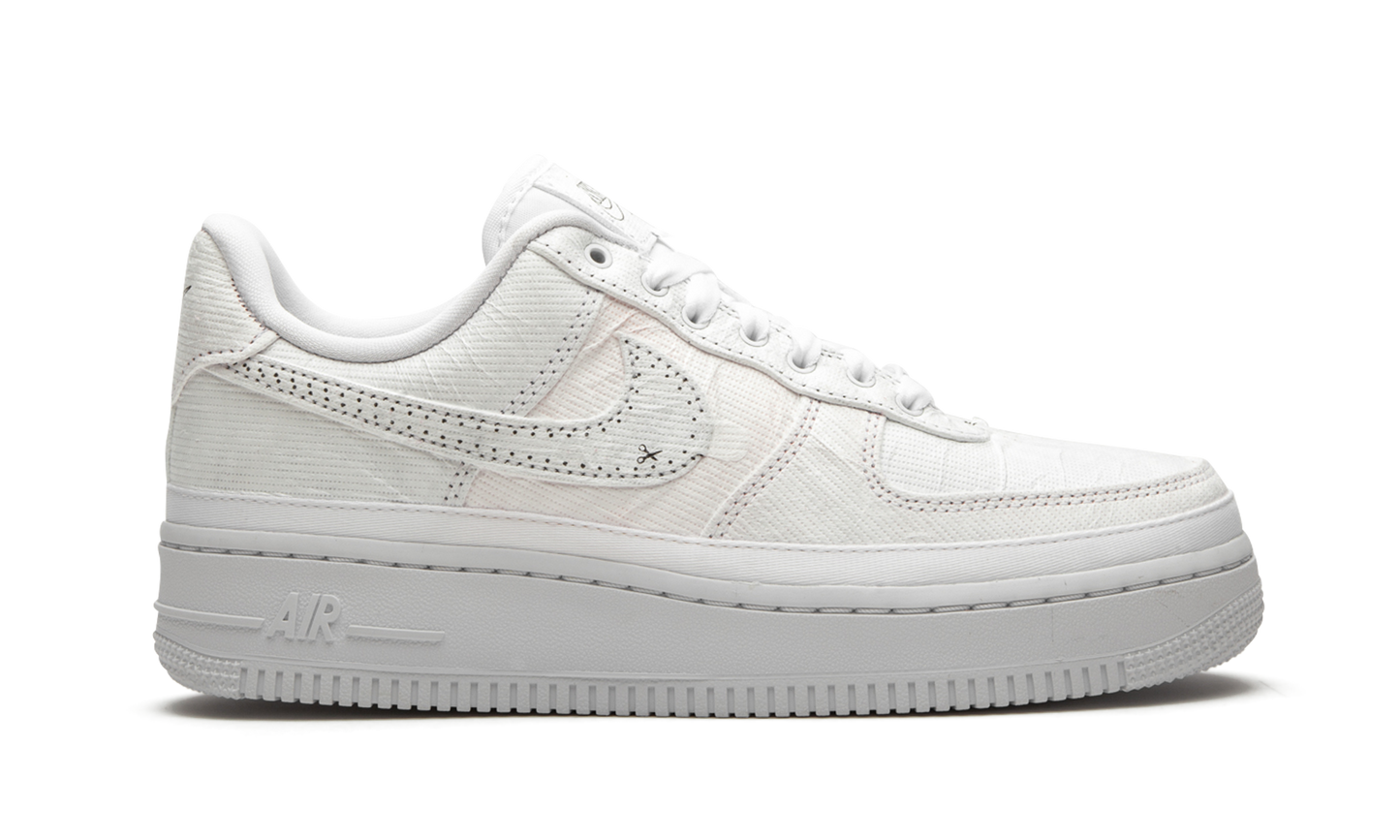 AIR FORCE 1 LO LX WMNS  Reveal - Black Swoosh