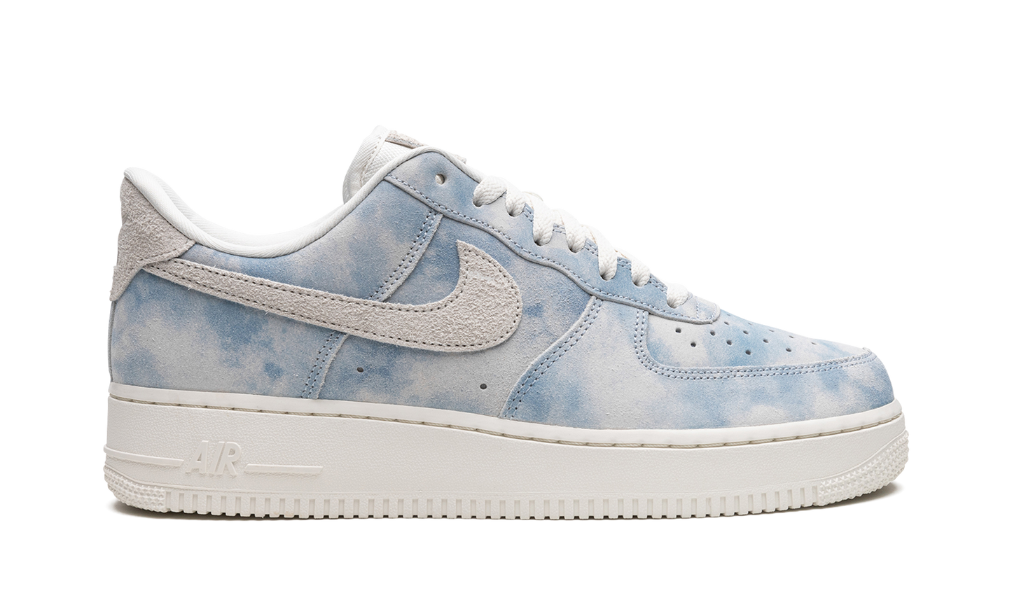 AIR FORCE 1 LO SE MNS WMNS  Clouds