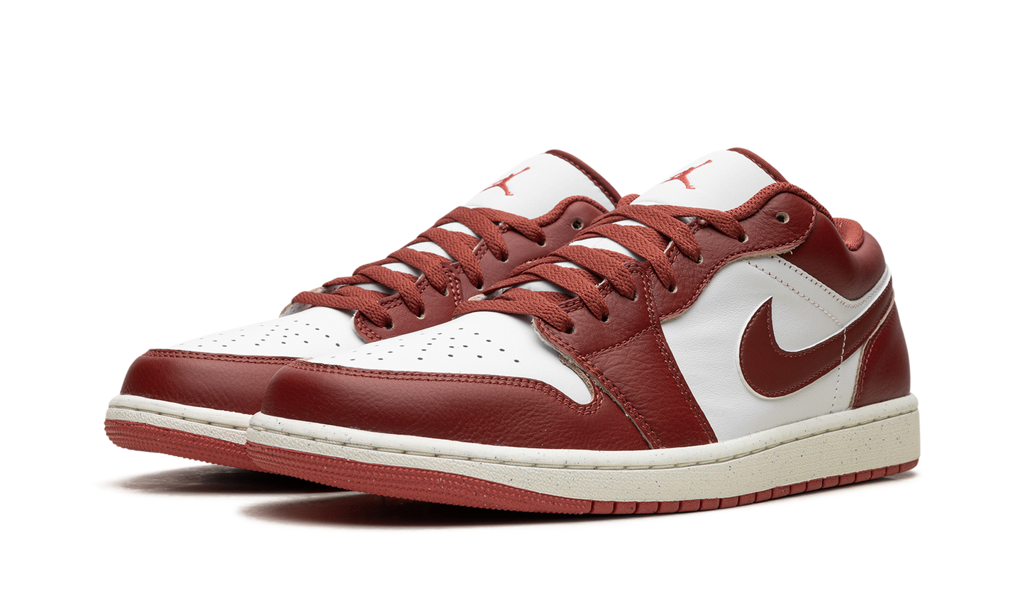 Air Jordan 1 Low SE  DUNE RED