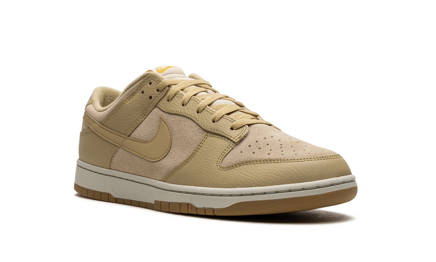 Dunk Low  Khaki / Gum