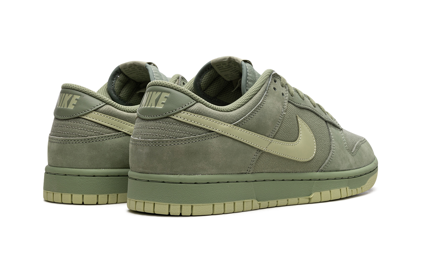 Dunk Low  Oil Green