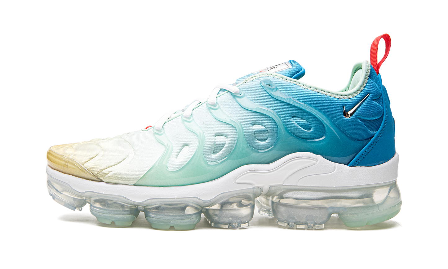 AIR VAPORMAX PLUS MNS WMNS  Since 1972