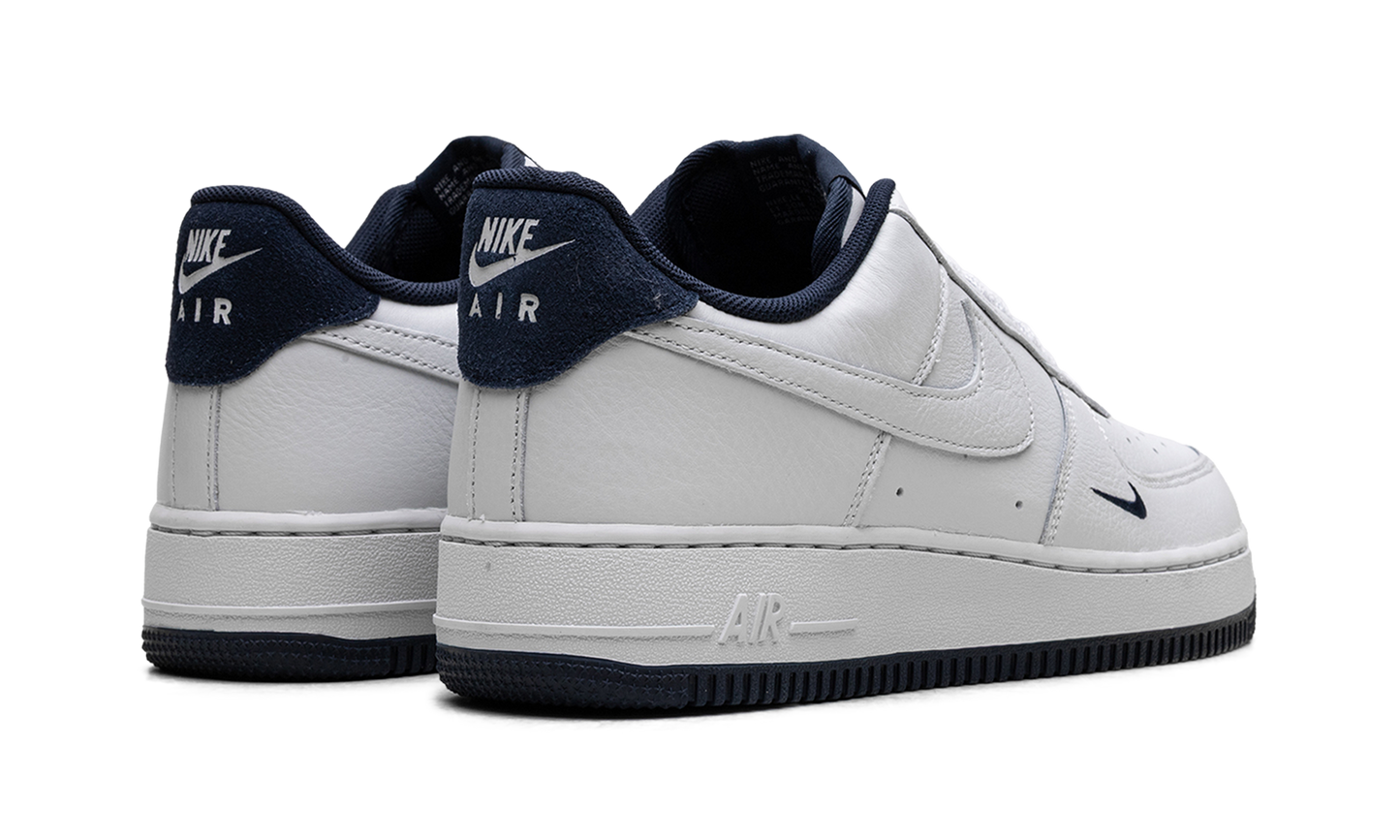 Air Force 1 Low '07 LV8  Photon Dust Obsidian