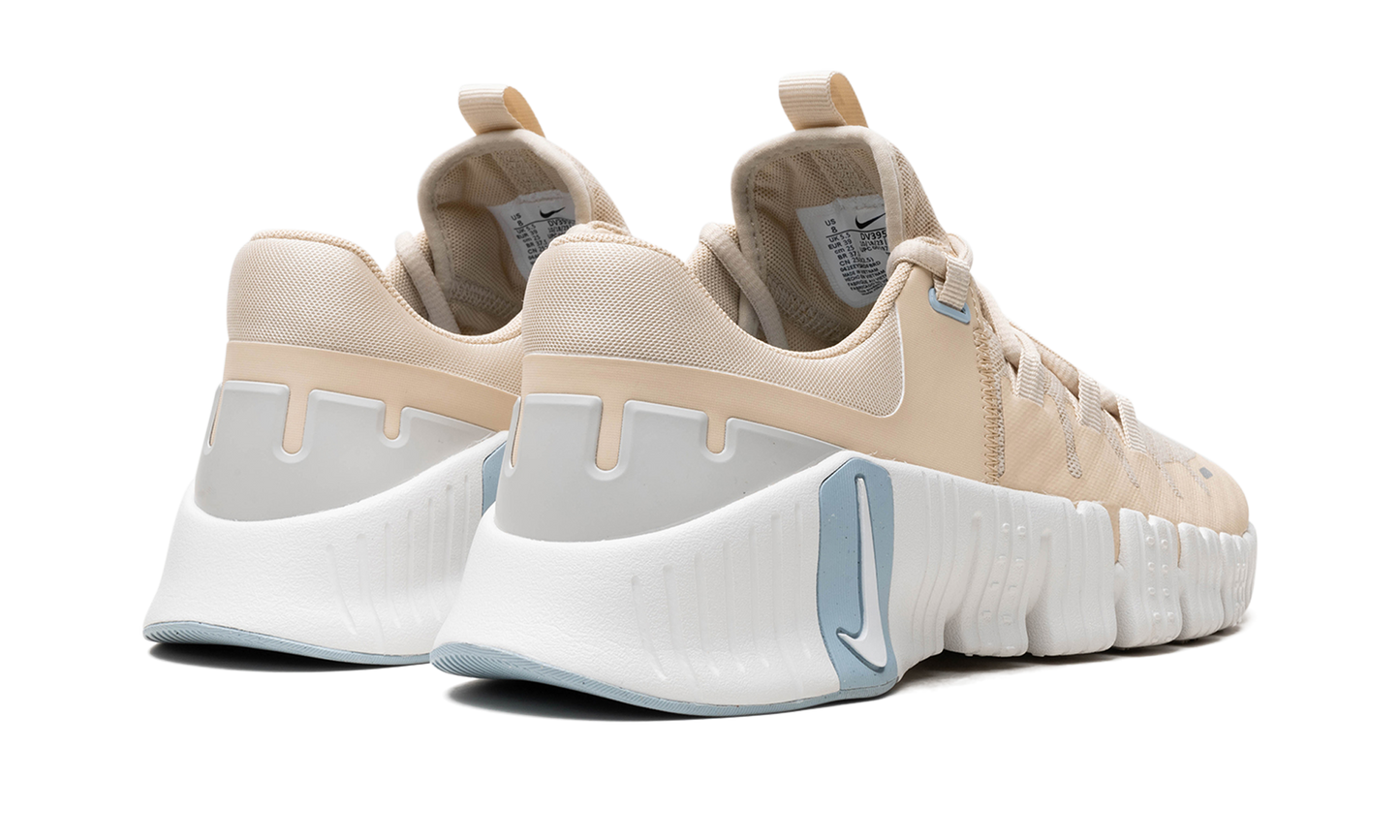 FREE METCON 5 WMNS  Sanddrift