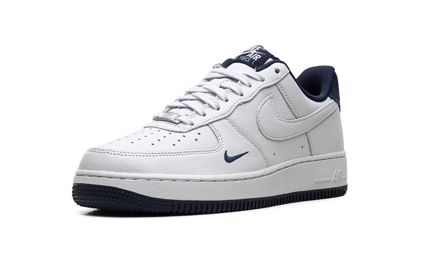 Air Force 1 Low '07 LV8  Photon Dust Obsidian