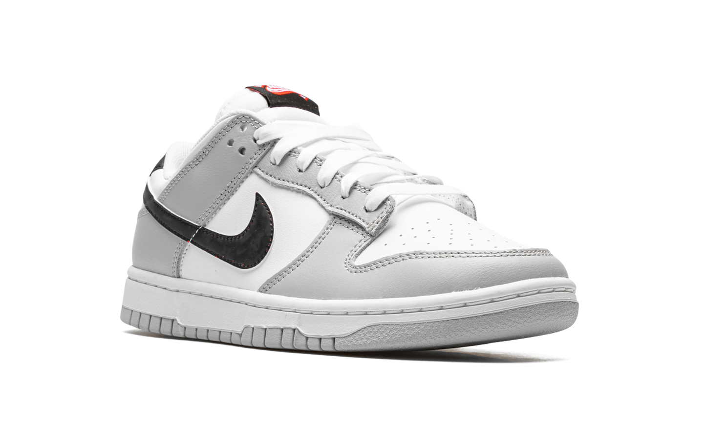 Dunk Low SE  Lottery Pack - Grey