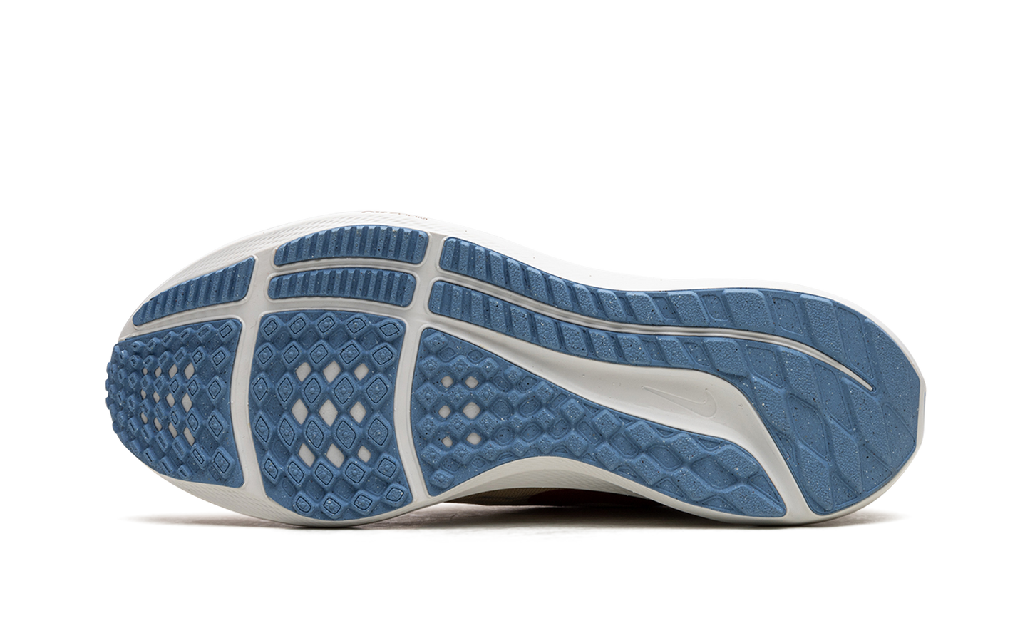 NIKE AIR ZOOM PEGASUS 39 WMNS  Sesame