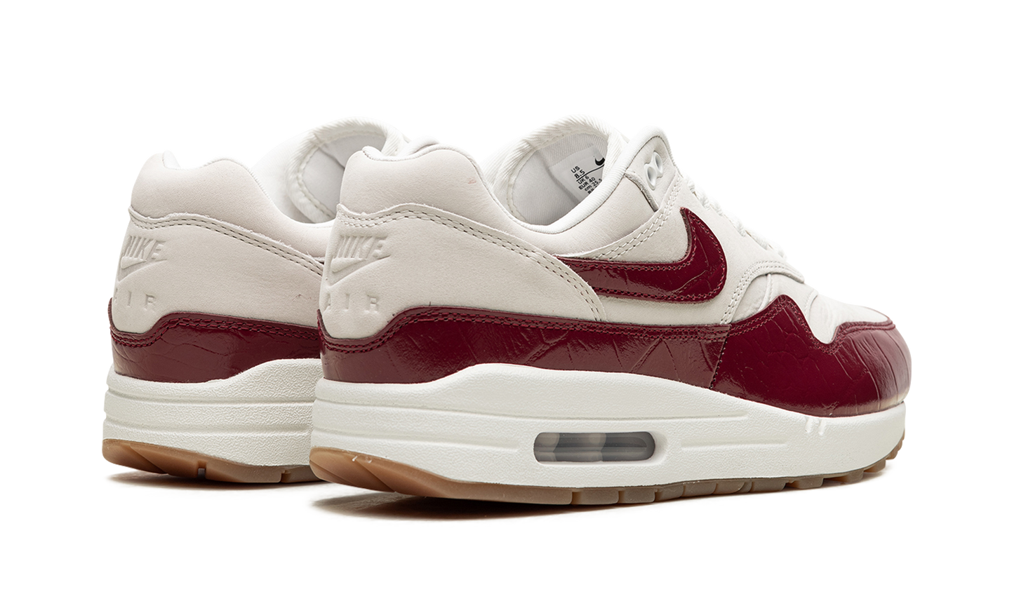 AIR MAX 1 LX WMNS  Team Red