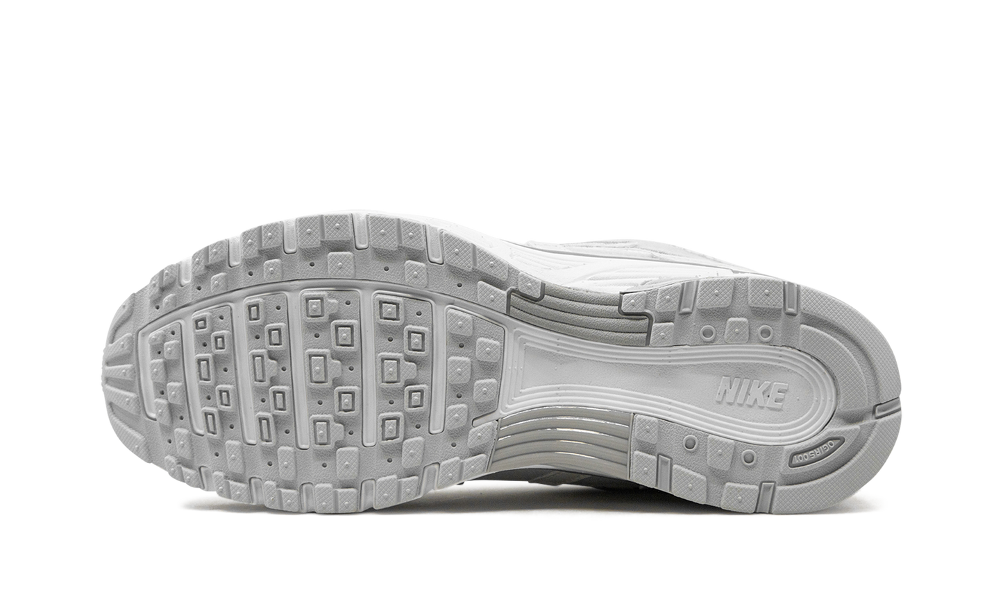 P-6000 WMNS  Summit White Pure Platinum