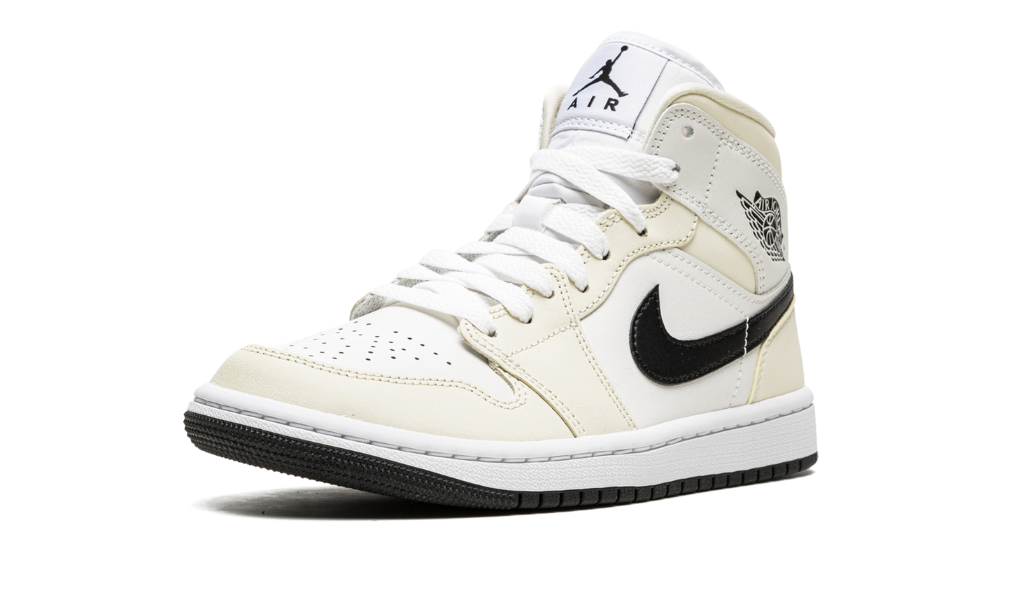 AIR JORDAN 1 MID WMNS  Coconut Milk