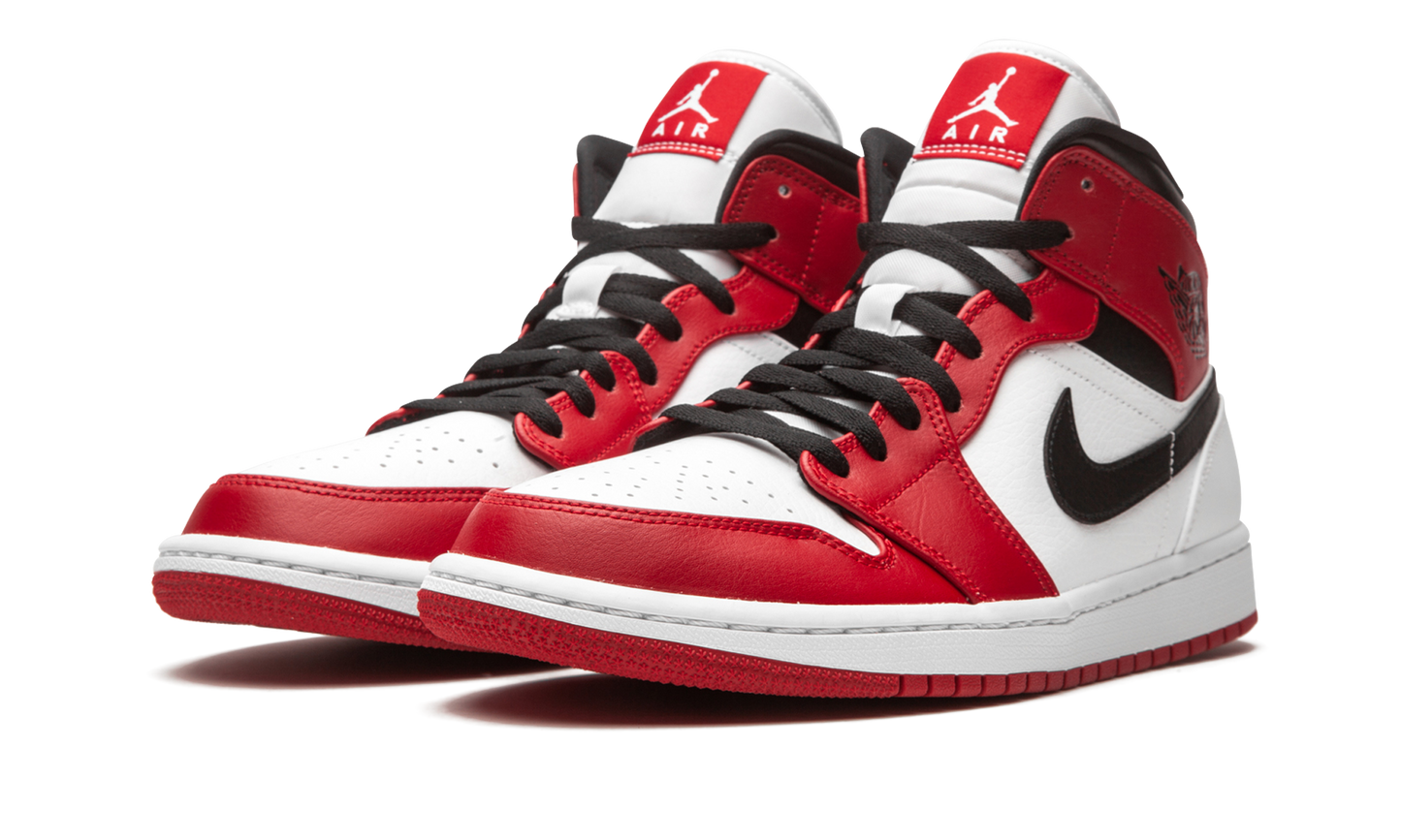 Air Jordan 1 Mid  Chicago 2020