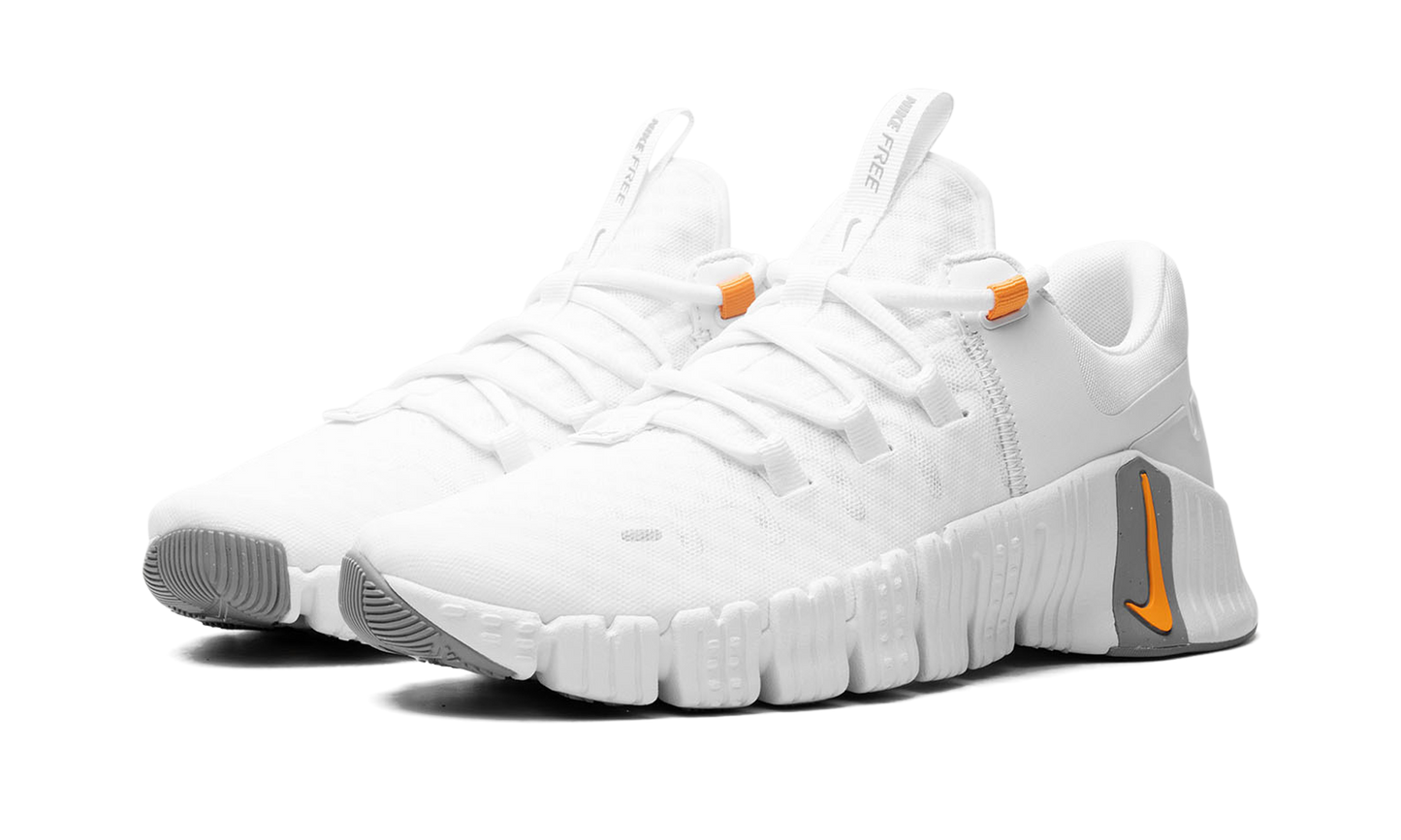 Free Metcon 5  White Football Grey