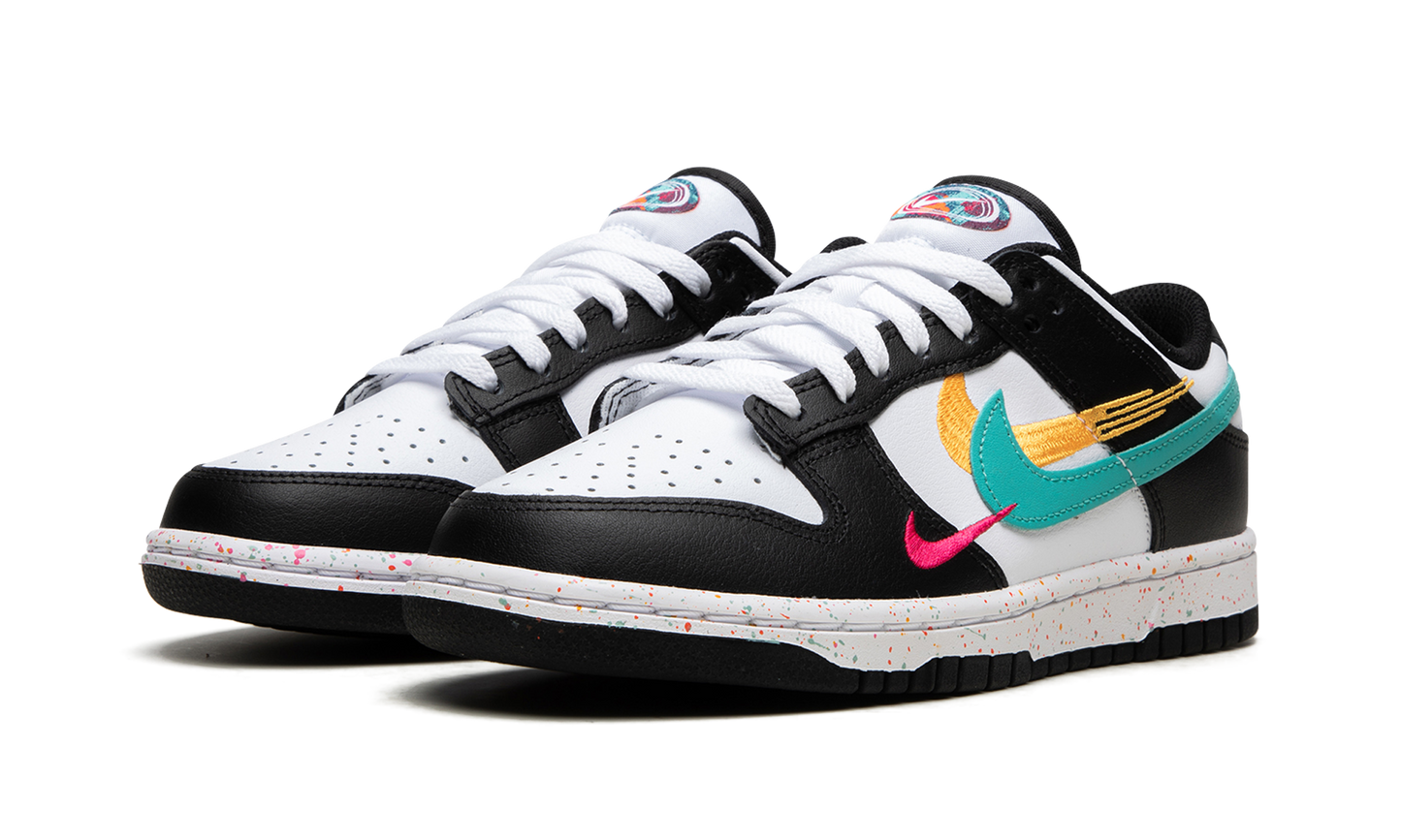 DUNK LO MNS WMNS  Lunar New Year - Multi-Swoosh