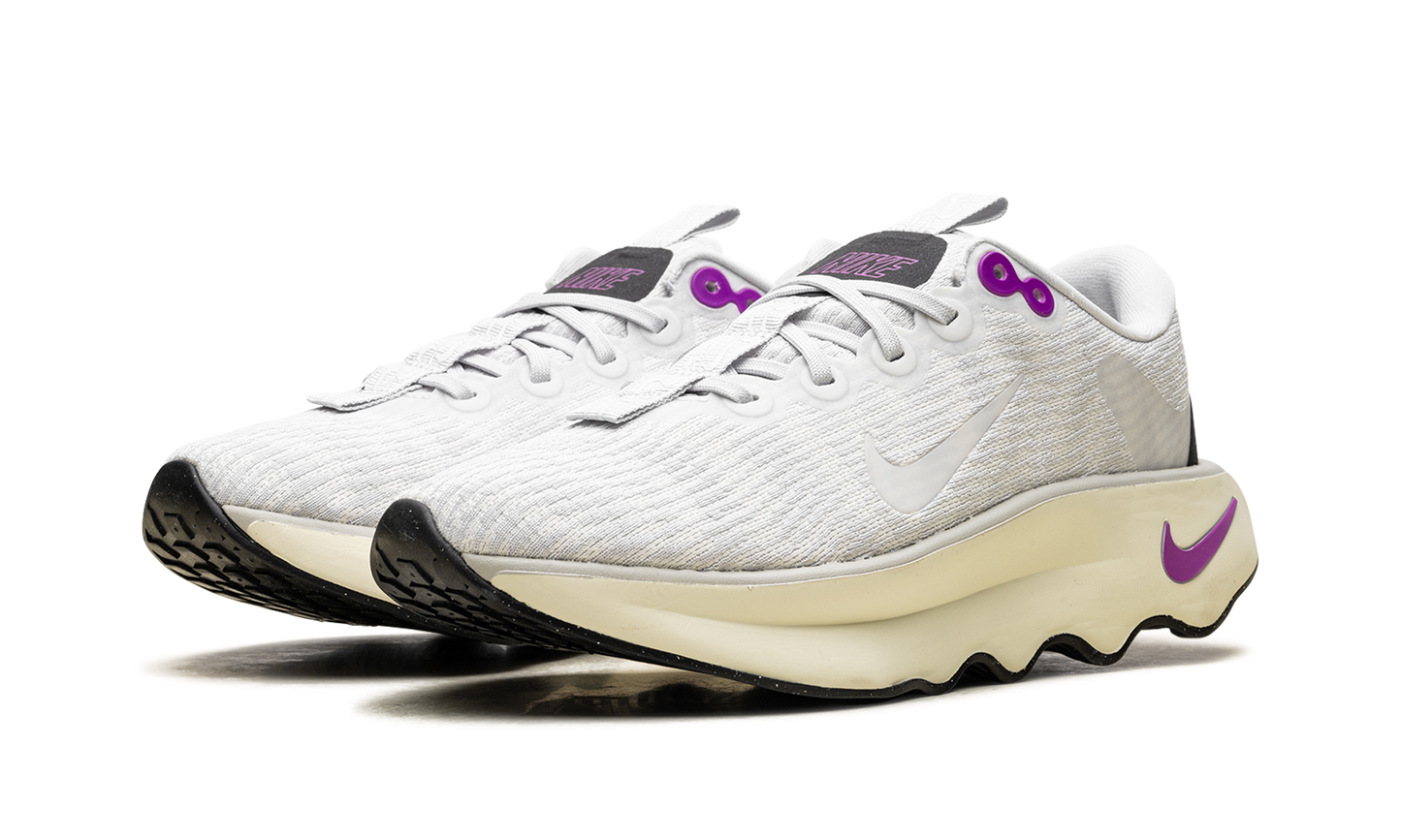 Motiva WMNS  Photon Dust Hyper Violet Coconut Milk