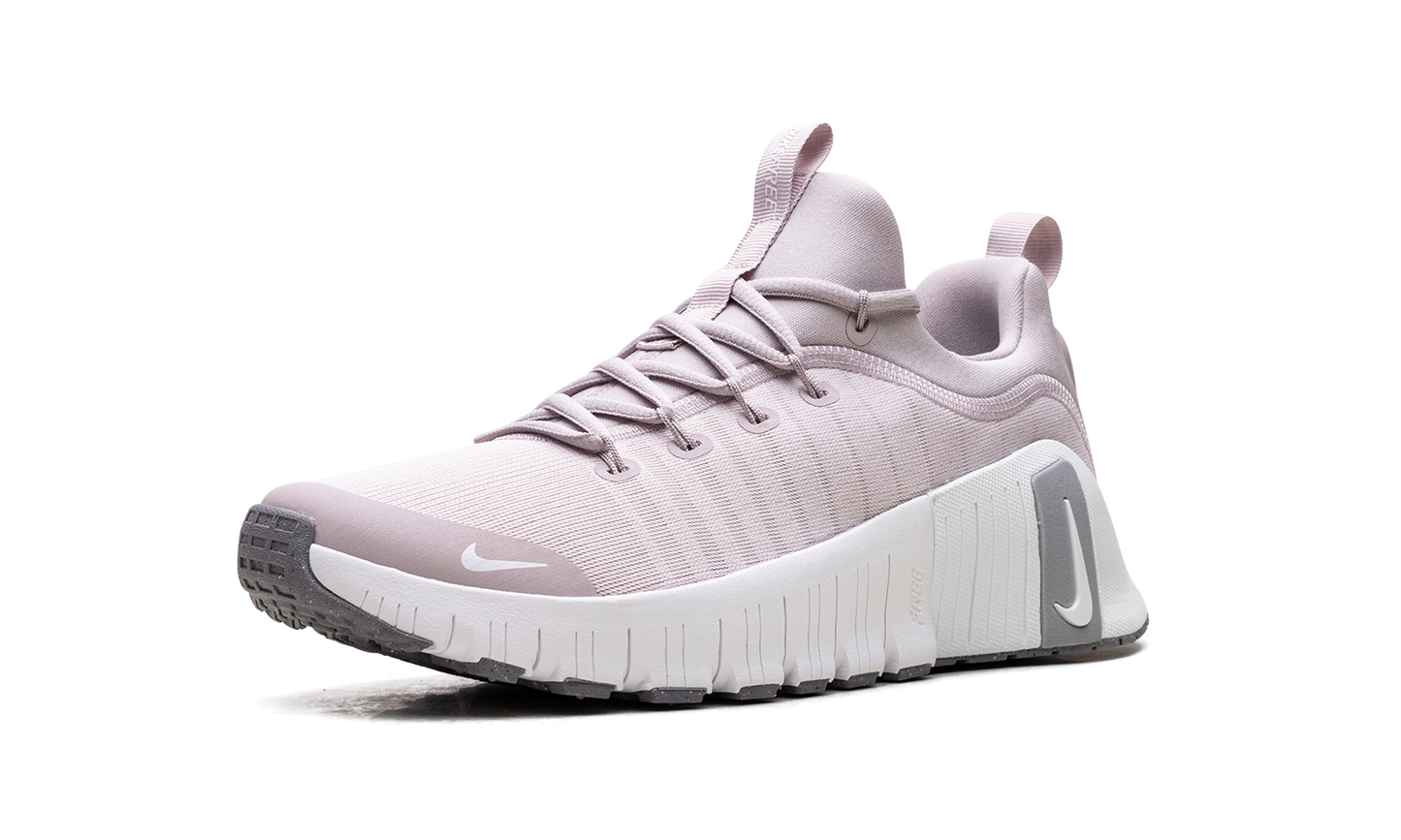 Free Metcon 6 WMNS  Platinum Violet