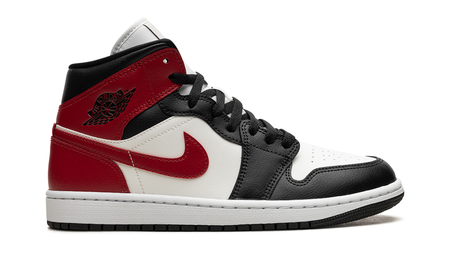 AIR JORDAN 1 MID WMNS  Black Toe