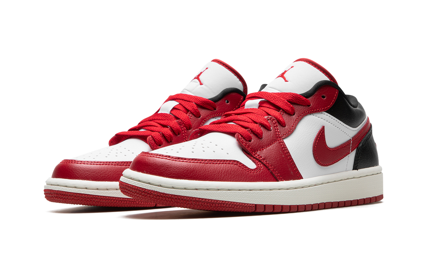 AIR JORDAN 1 LO WMNS  Reverse Black Toe
