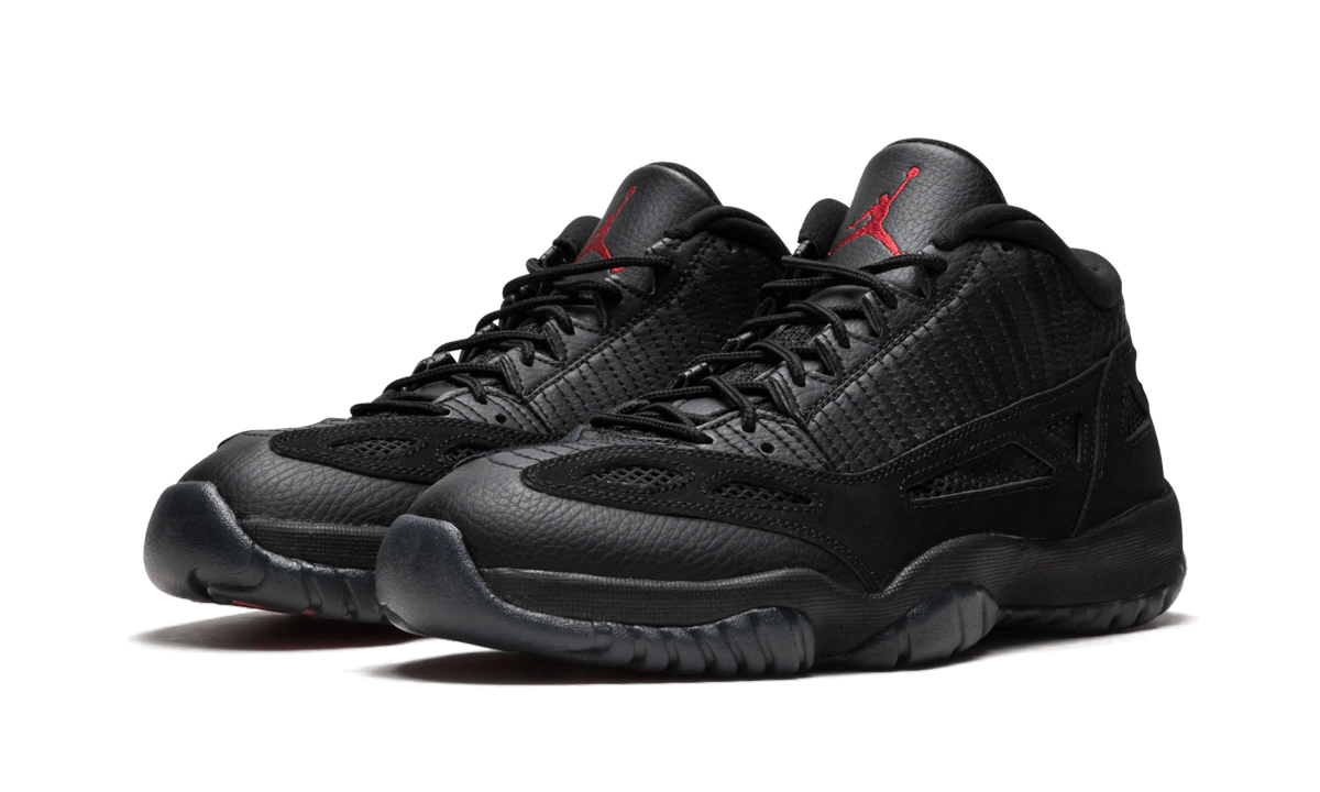 Air Jordan 11 Retro Low  Referee