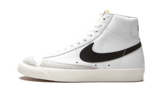 BLAZER MID '77 MNS WMNS  White / Black