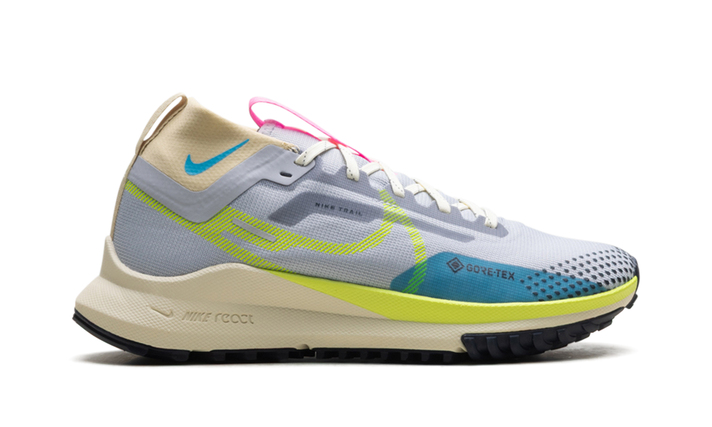 React Pegasus Trail 4 GORE-TEX WMNS  Wolf Grey Volt